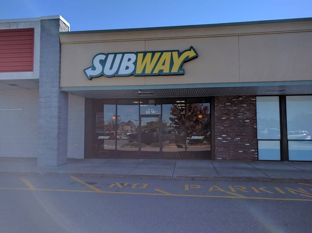 Subway | restaurant | 18 Lyman St, Westborough, MA 01581, USA | 5083667134 OR +1 508-366-7134