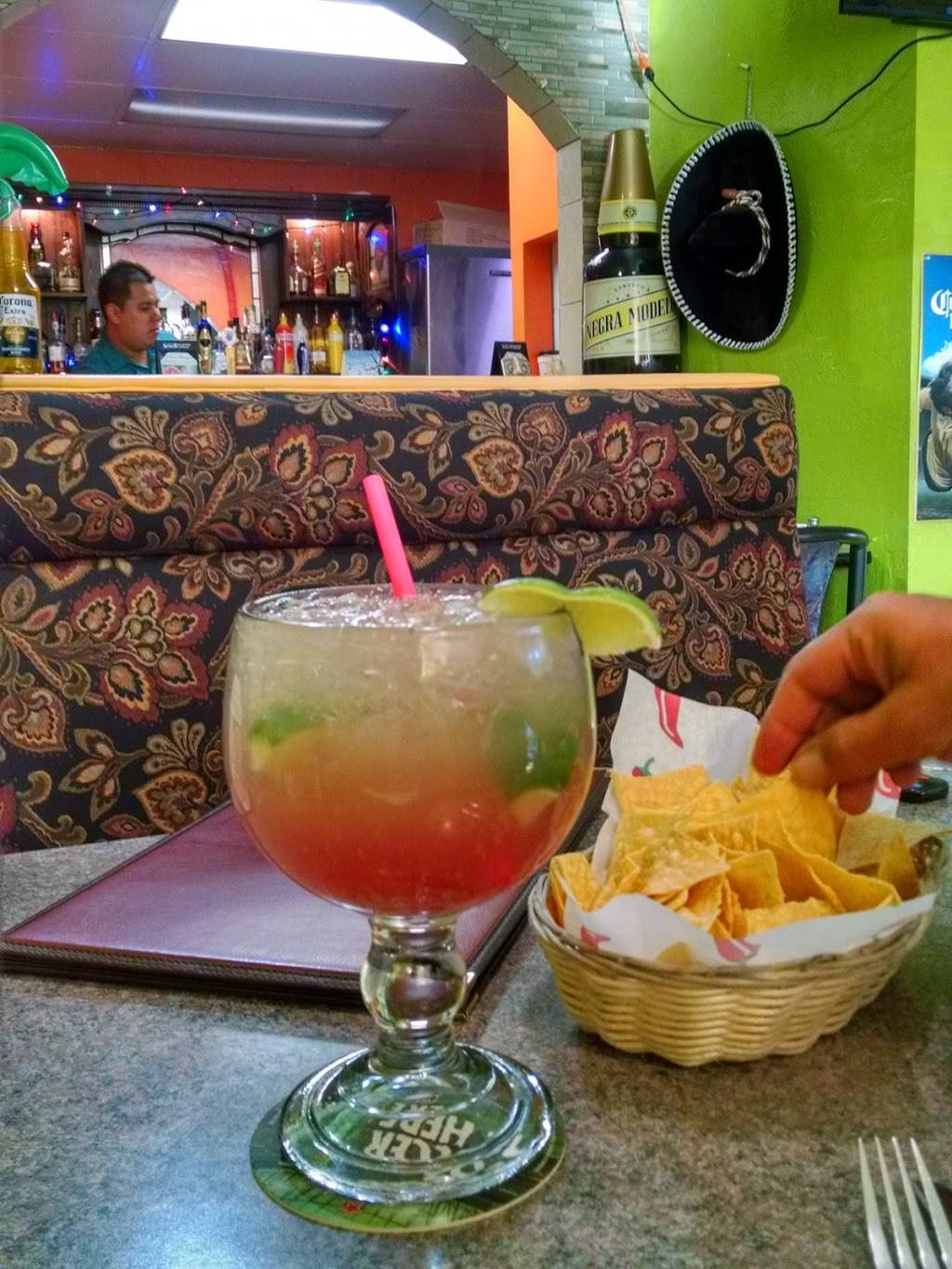 El Tapatio Mexican Restaurant | restaurant | 4131 Rucker Ave, Everett, WA 98203, USA | 4252523320 OR +1 425-252-3320