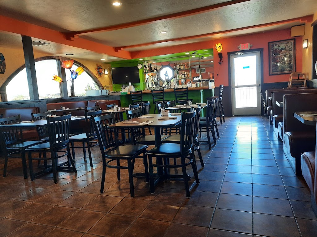 Howling Coyote Cantina Mexican Food | restaurant | 1330 AZ-89A, Cottonwood, AZ 86326, USA | 9284147736 OR +1 928-414-7736