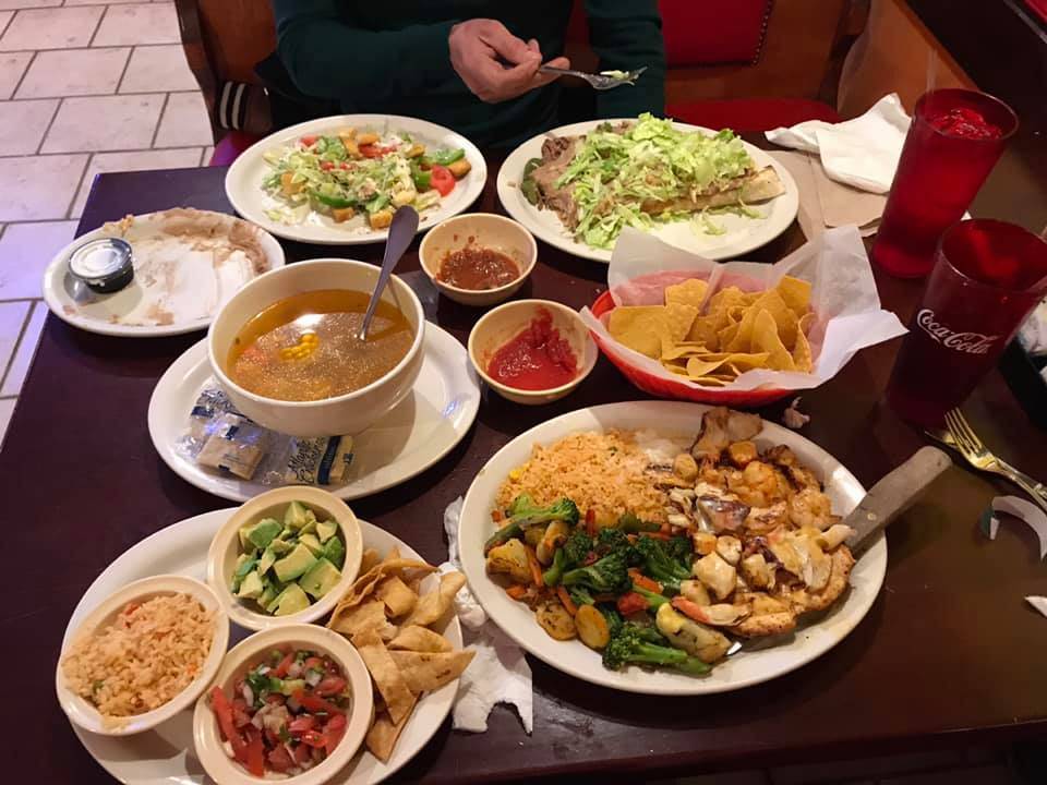 Bienvenidos | restaurant | 1815 Midland Trail, Shelbyville, KY 40065, USA | 5024372140 OR +1 502-437-2140