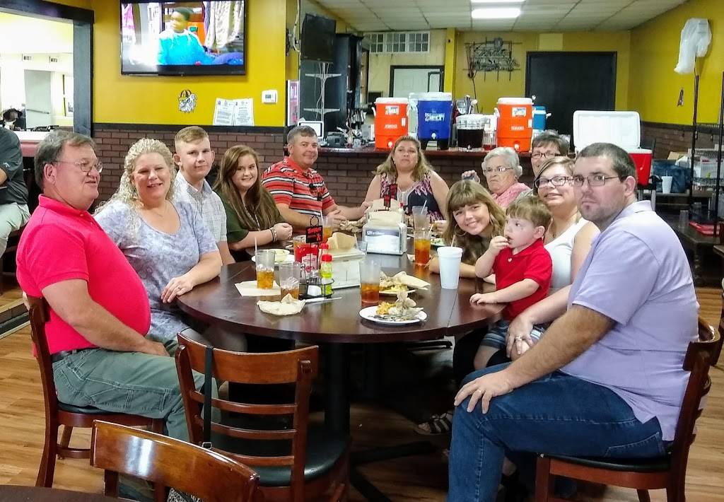 Iverys Restaurant | restaurant | 112 Railroad St, Thomson, GA 30824, USA | 7065952666 OR +1 706-595-2666