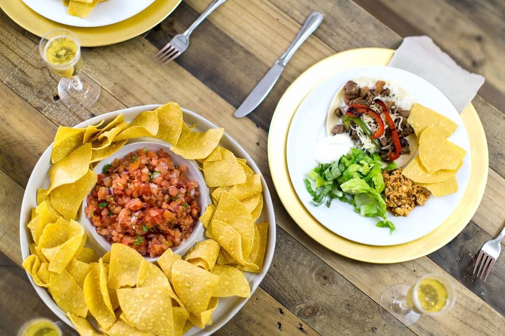 DosBros Fresh Mexican Grill - Downtown Chattanooga | restaurant | 1700 Broad St #102, Chattanooga, TN 37408, USA | 4234985600 OR +1 423-498-5600