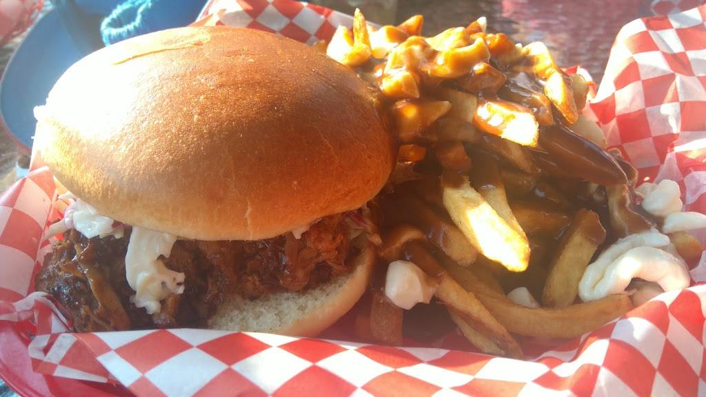 Pier Patio & BBQ | restaurant | 1 S Front St, Belleville, ON K8N 5K7, Canada | 6139689494 OR +1 613-968-9494