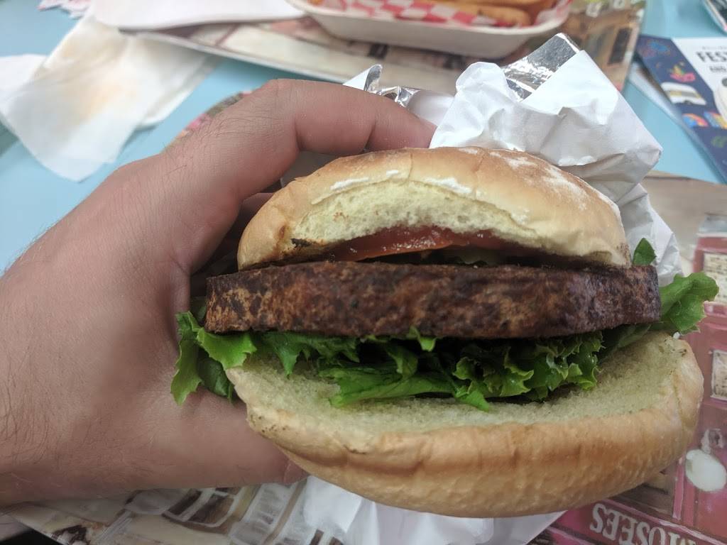 Remis Place | restaurant | 45 Mill St W, Elora, ON N0B 1S0, Canada | 5198468442 OR +1 519-846-8442