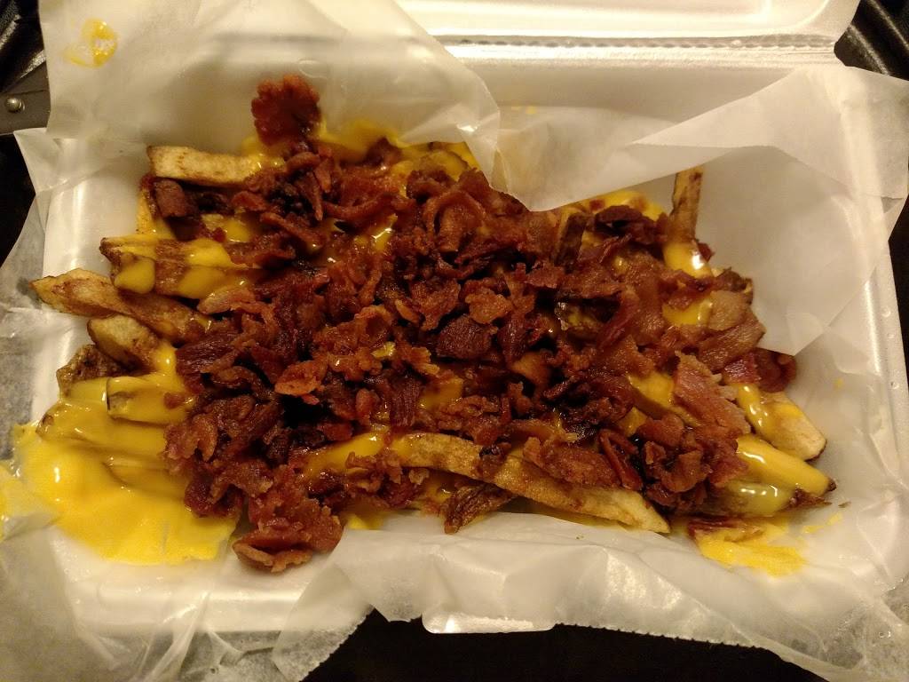 The Paintroom Bar and Grill | restaurant | 118 W Apple St, Connellsville, PA 15425, USA | 7246269532 OR +1 724-626-9532