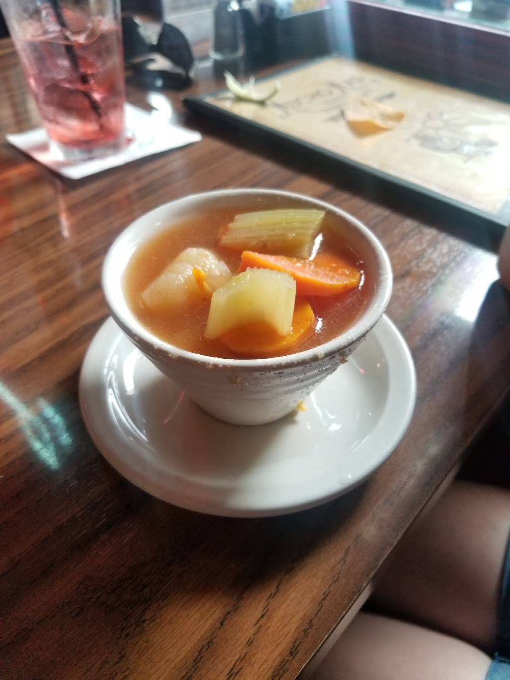 Mucho Mas | restaurant | 10405 Burbank Blvd, North Hollywood, CA 91601, USA | 8189800300 OR +1 818-980-0300