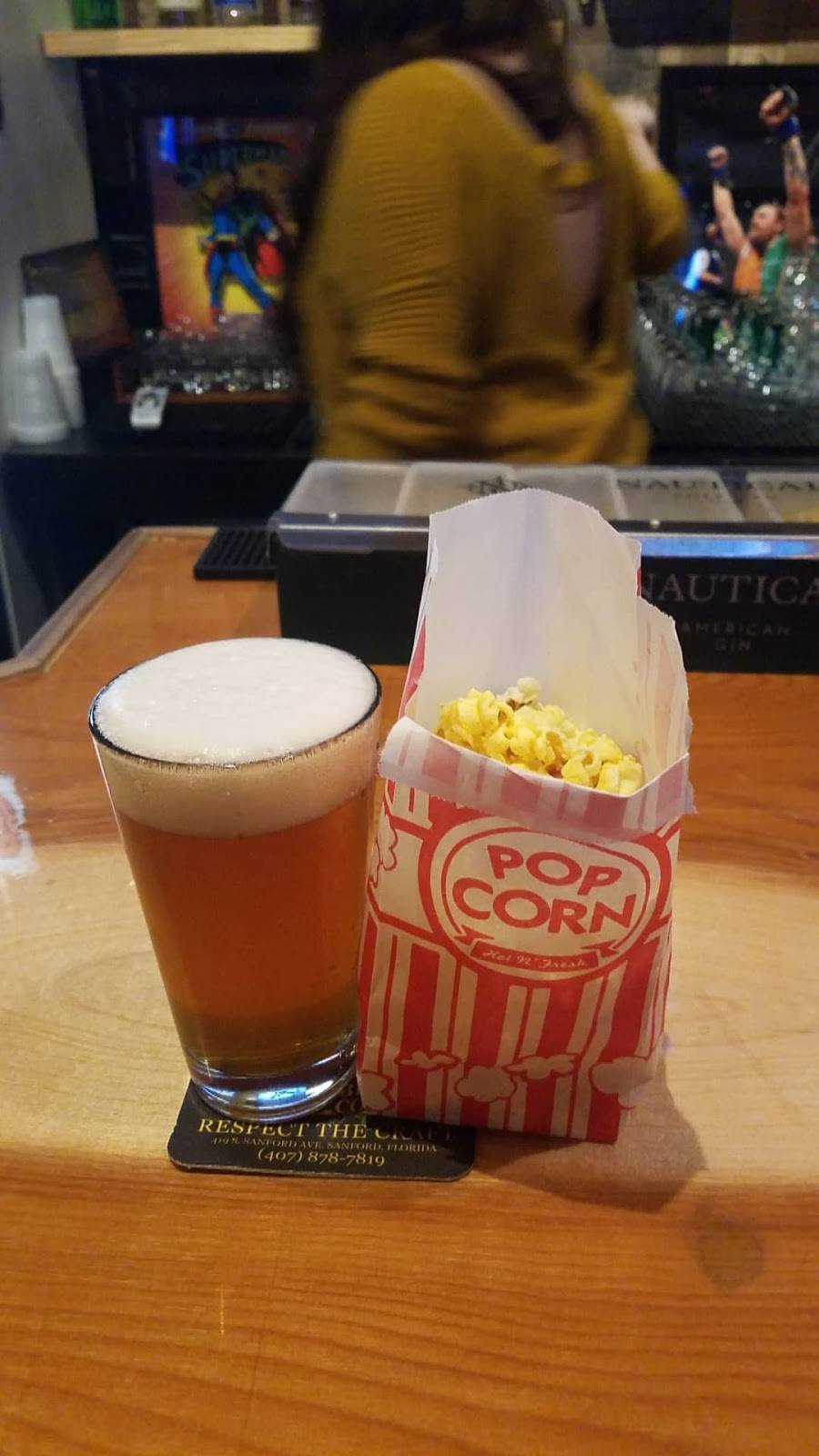 Throwbacks Sanford | restaurant | 418 Sanford Ave, Sanford, FL 32771, USA | 4079423126 OR +1 407-942-3126