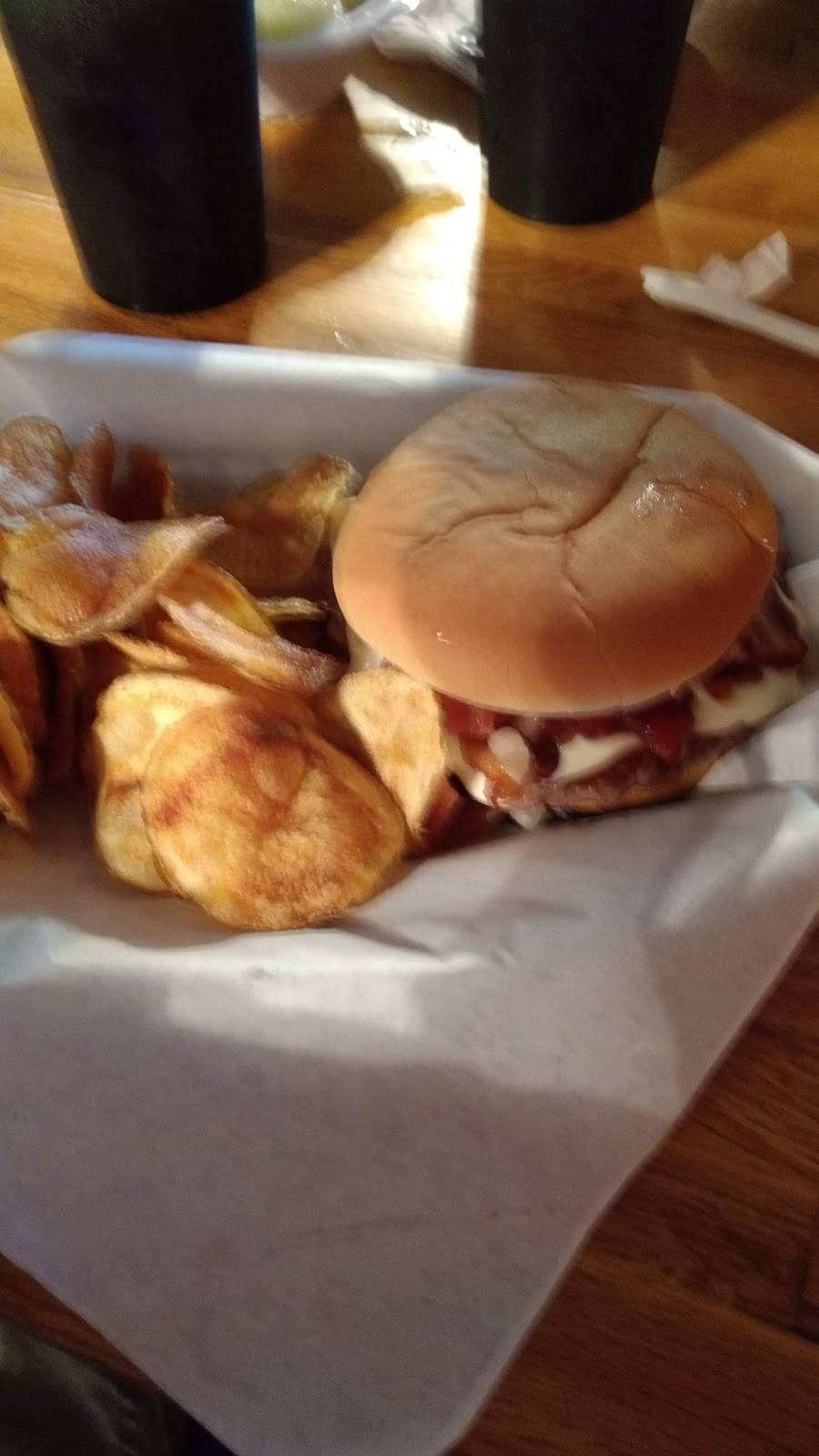 Tiffs Café | restaurant | 102 E North Railroad St, Marissa, IL 62257, USA | 6182951717 OR +1 618-295-1717