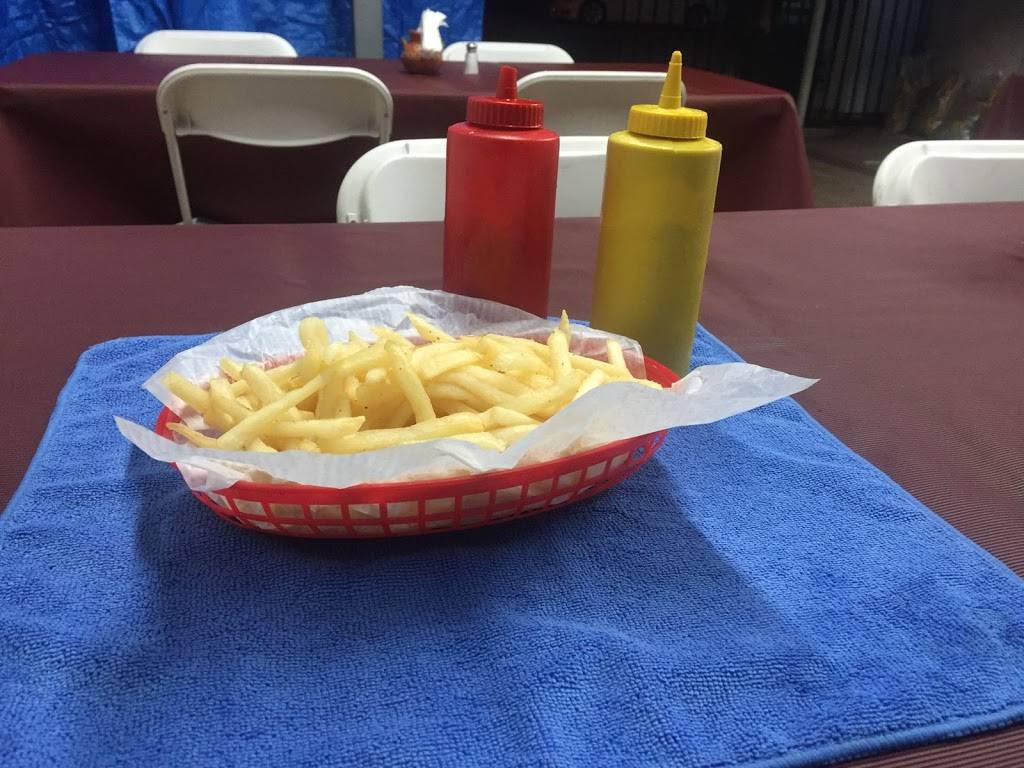 La Esquinita | restaurant | 1702 Vesta St, San Diego, CA 92113, USA | 6195811227 OR +1 619-581-1227