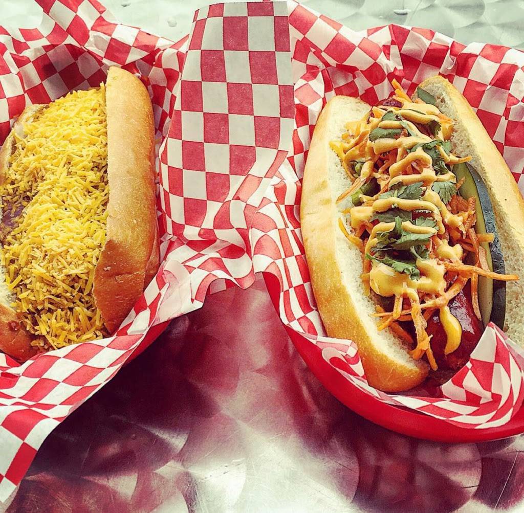 Dapper Dog | restaurant | 417 Castro St, San Francisco, CA 94114, USA | 4155536332 OR +1 415-553-6332