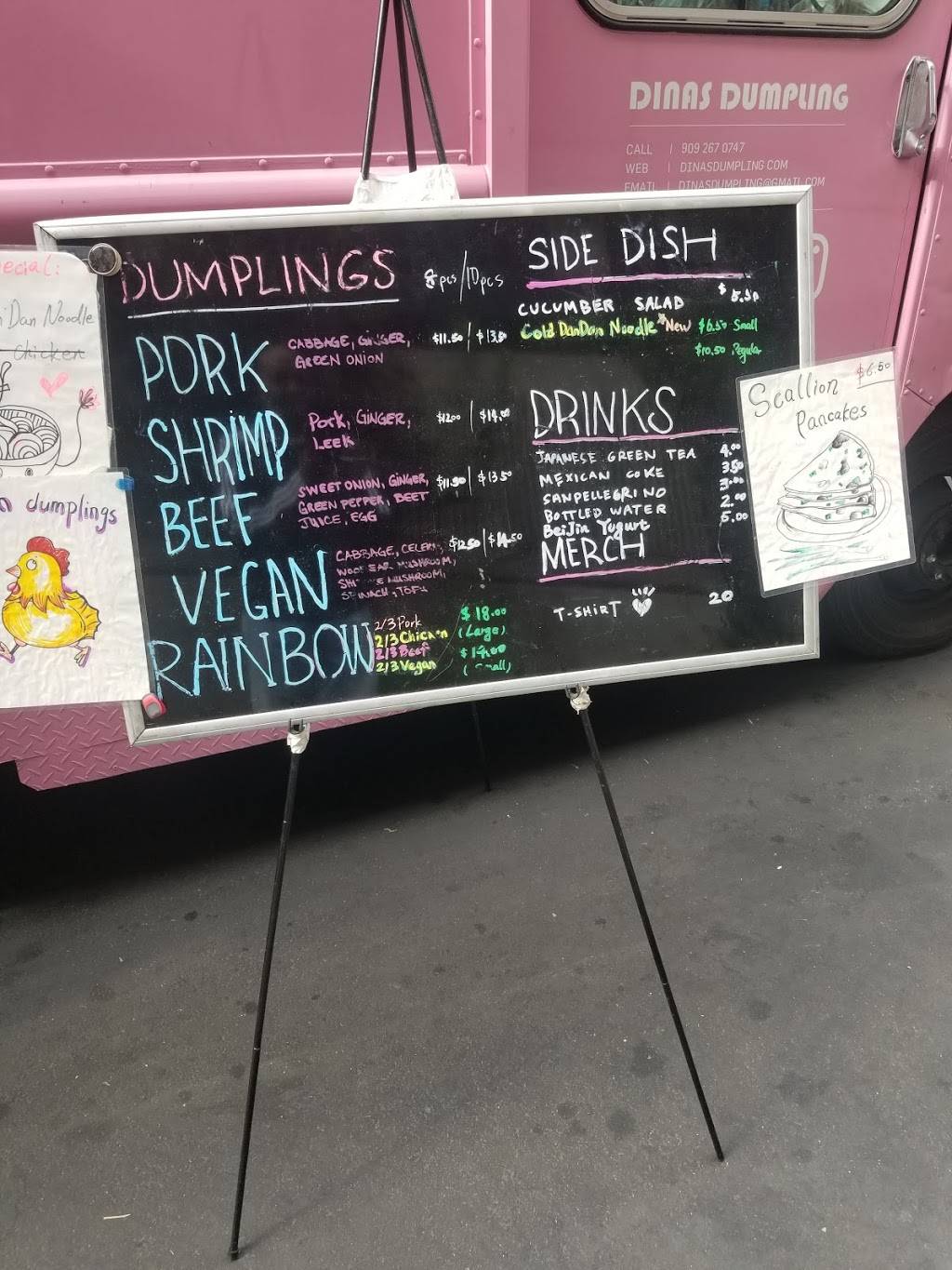 Dina’s Dumpling | restaurant | 805 E Colorado Blvd, Pasadena, CA 91101, USA | 9092670747 OR +1 909-267-0747