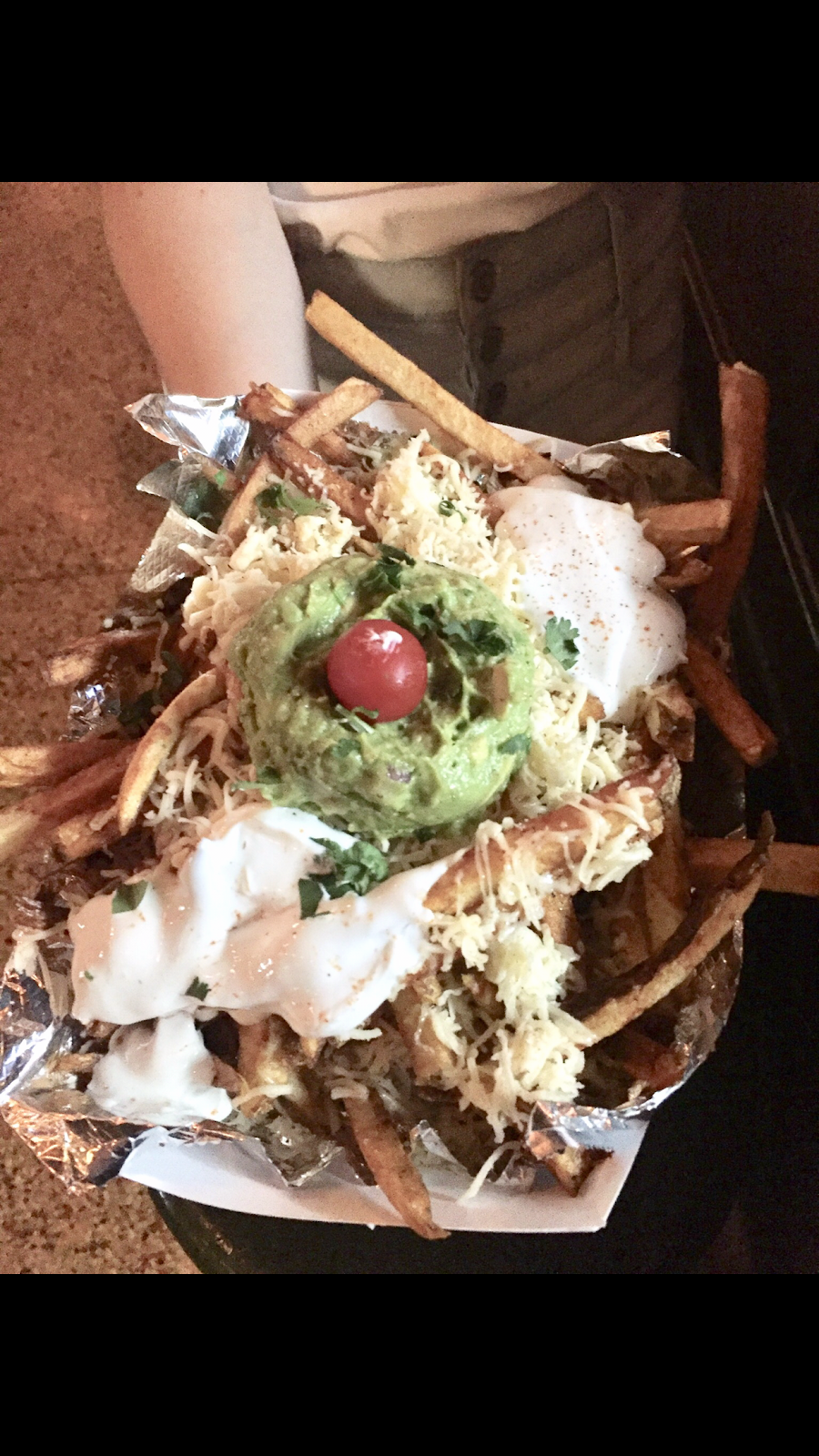 El Gato Taqueria | restaurant | 209 S Main St, Akron, OH 44308, USA | 3302534323 OR +1 330-253-4323