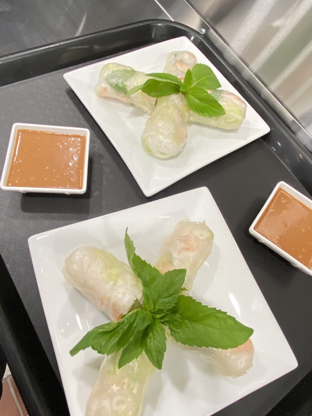 PhoReal | restaurant | 279 Newbury St, Boston, MA 02116, USA | 6176021080 OR +1 617-602-1080