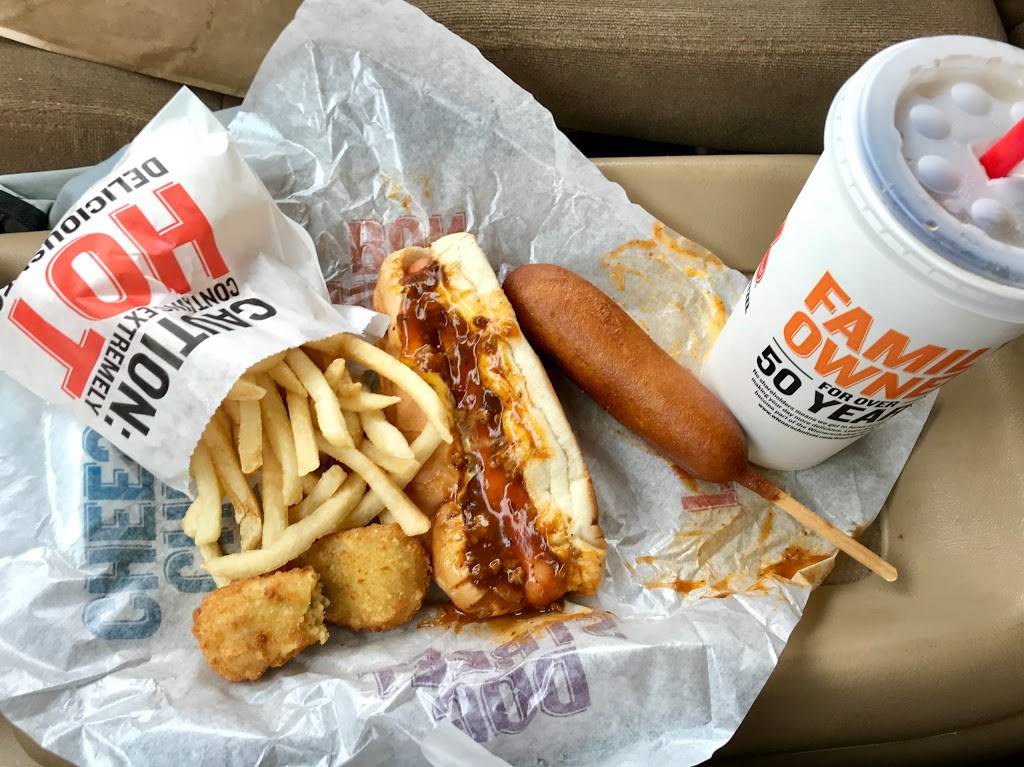 Wienerschnitzel | restaurant | 3602 John Stockbauer Dr, Victoria, TX 77907, USA | 3615783132 OR +1 361-578-3132