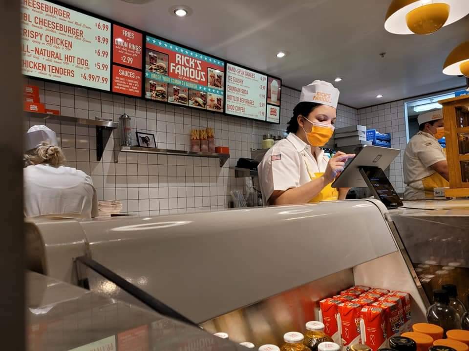 Ricks Famous Juicy Burgers | restaurant | 421 Broad St, Utica, NY 13501, USA | 3157357425 OR +1 315-735-7425