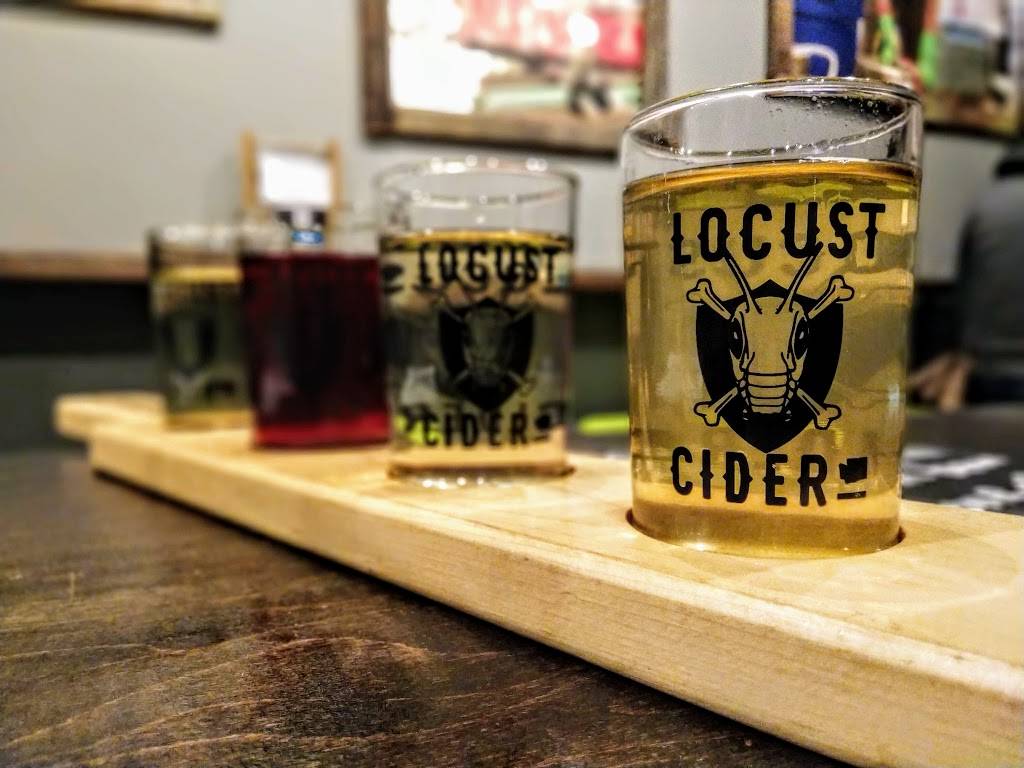 Locust Cider & Brewing Ballard | restaurant | 5309 22nd Ave NW ste d, Seattle, WA 98107, USA | 2064945968 OR +1 206-494-5968