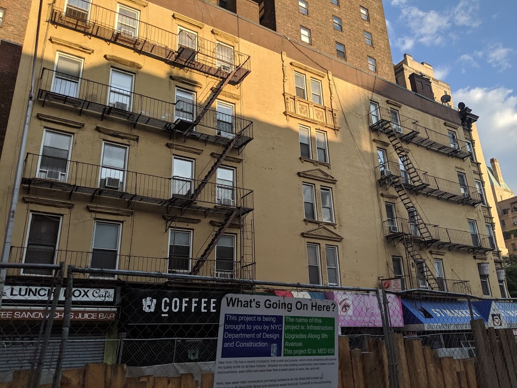 Alans Farmland Ltd | restaurant | 27 Columbus Ave, New York, NY 10023, USA | 2122655886 OR +1 212-265-5886