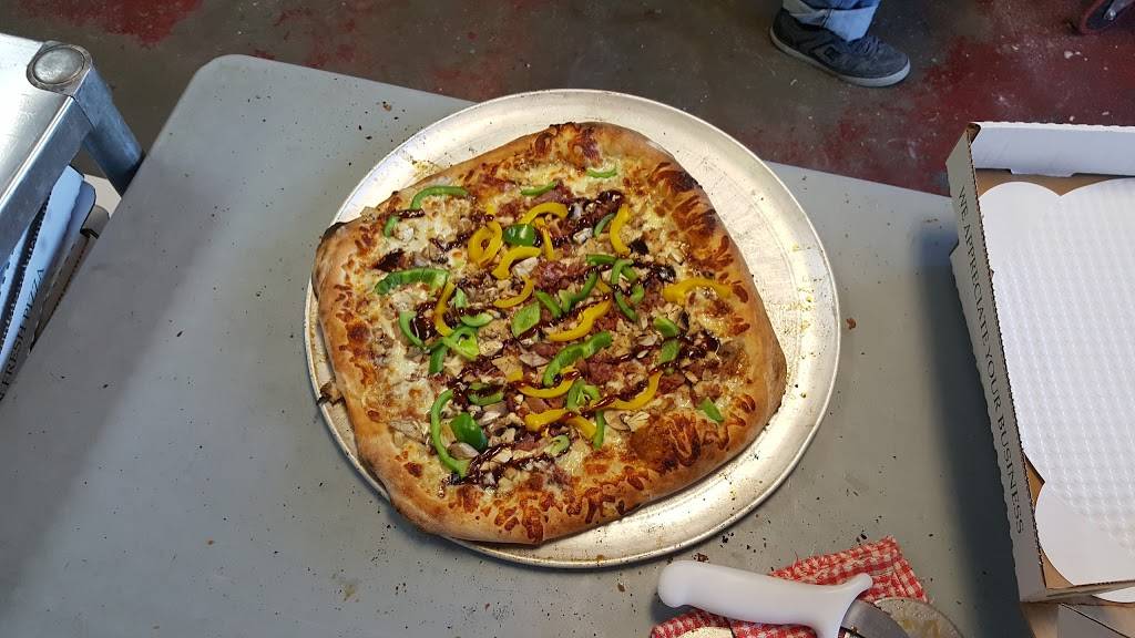 Bull Dog 100 Woodfired Pizza | restaurant | 601 W Rogers Blvd, Skiatook, OK 74070, USA | 9183969663 OR +1 918-396-9663