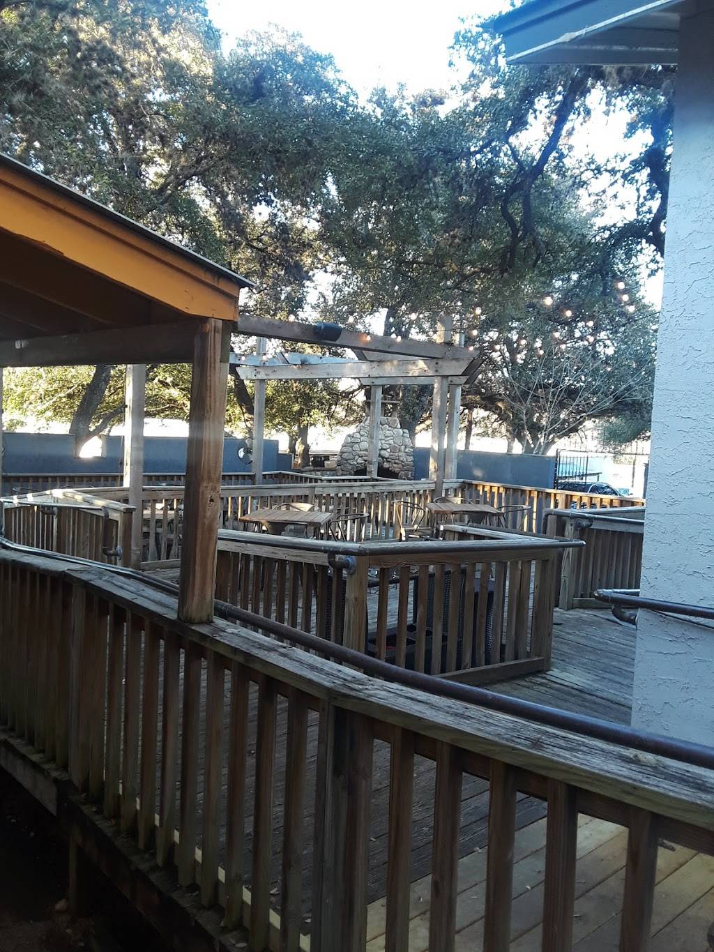 The Alley On Bitters | shopping mall | 555 W Bitters Rd, Hill Country Village, TX 78232xvbvckbv ccc hj, North Central, TX 78232, USA | 2106388754 OR +1 210-638-8754