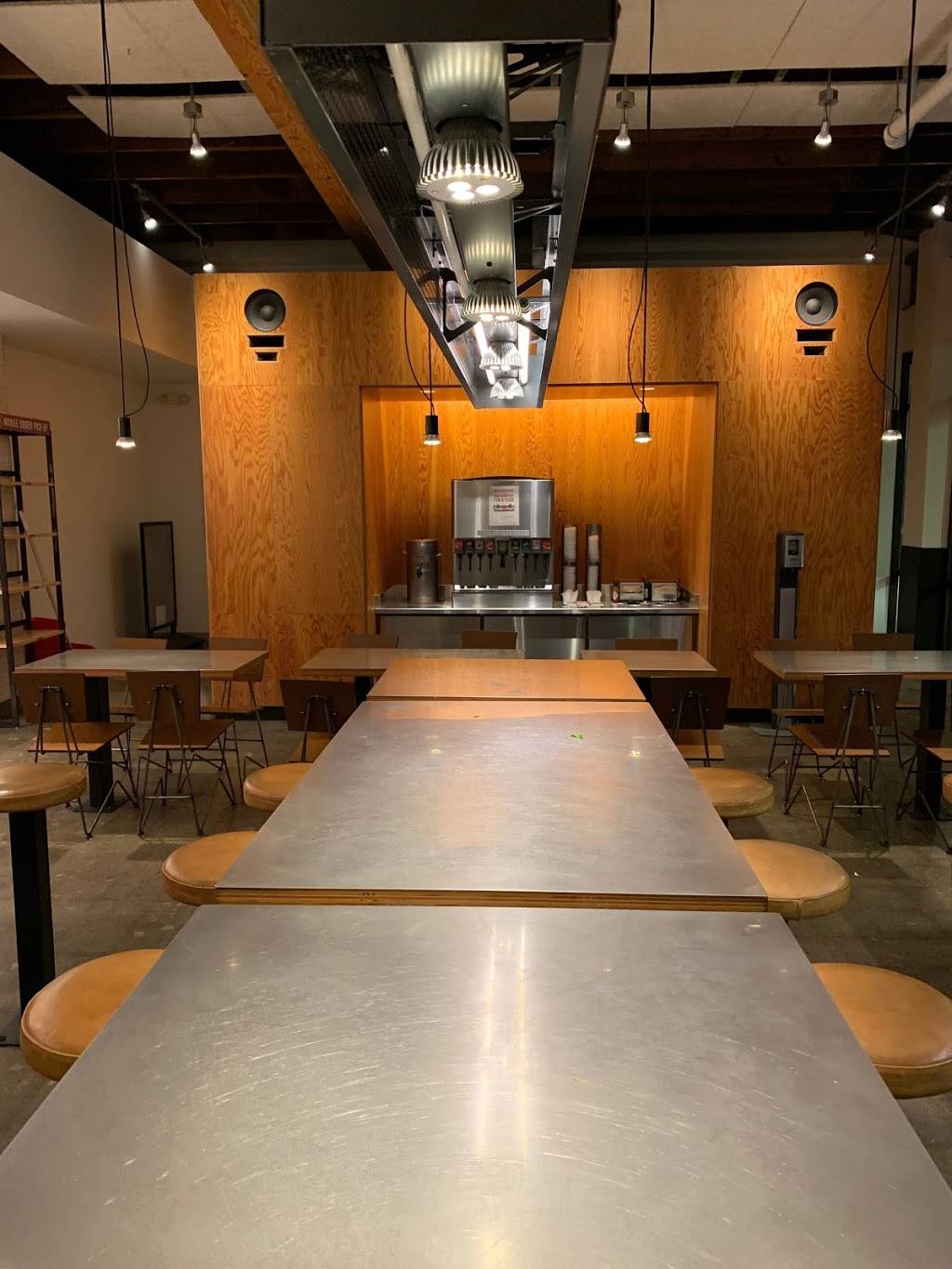 Chipotle Mexican Grill | restaurant | 1229 E Grand Ave, Arroyo Grande, CA 93420, USA | 8054810012 OR +1 805-481-0012