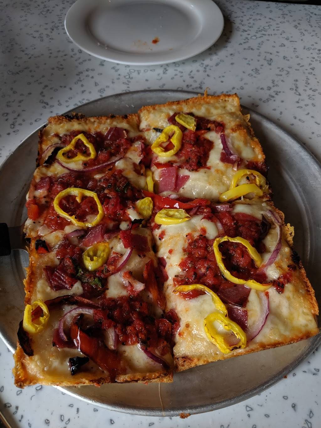 Buddys Pizza | restaurant | 15075 Beck Rd, Plymouth, MI 48170, USA | 7344149429 OR +1 734-414-9429