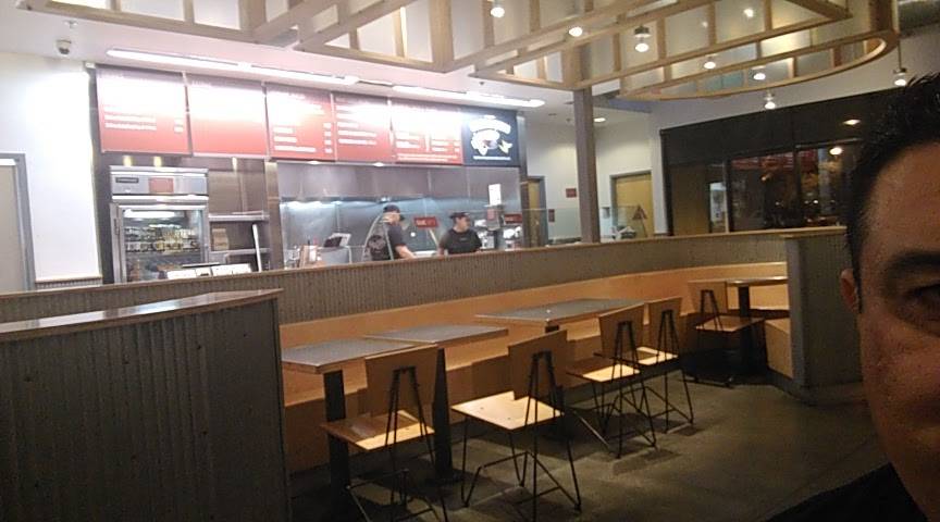 Chipotle Mexican Grill | restaurant | 2465 E Palm Canyon Dr Ste 1110, Palm Springs, CA 92264, USA | 7603250346 OR +1 760-325-0346
