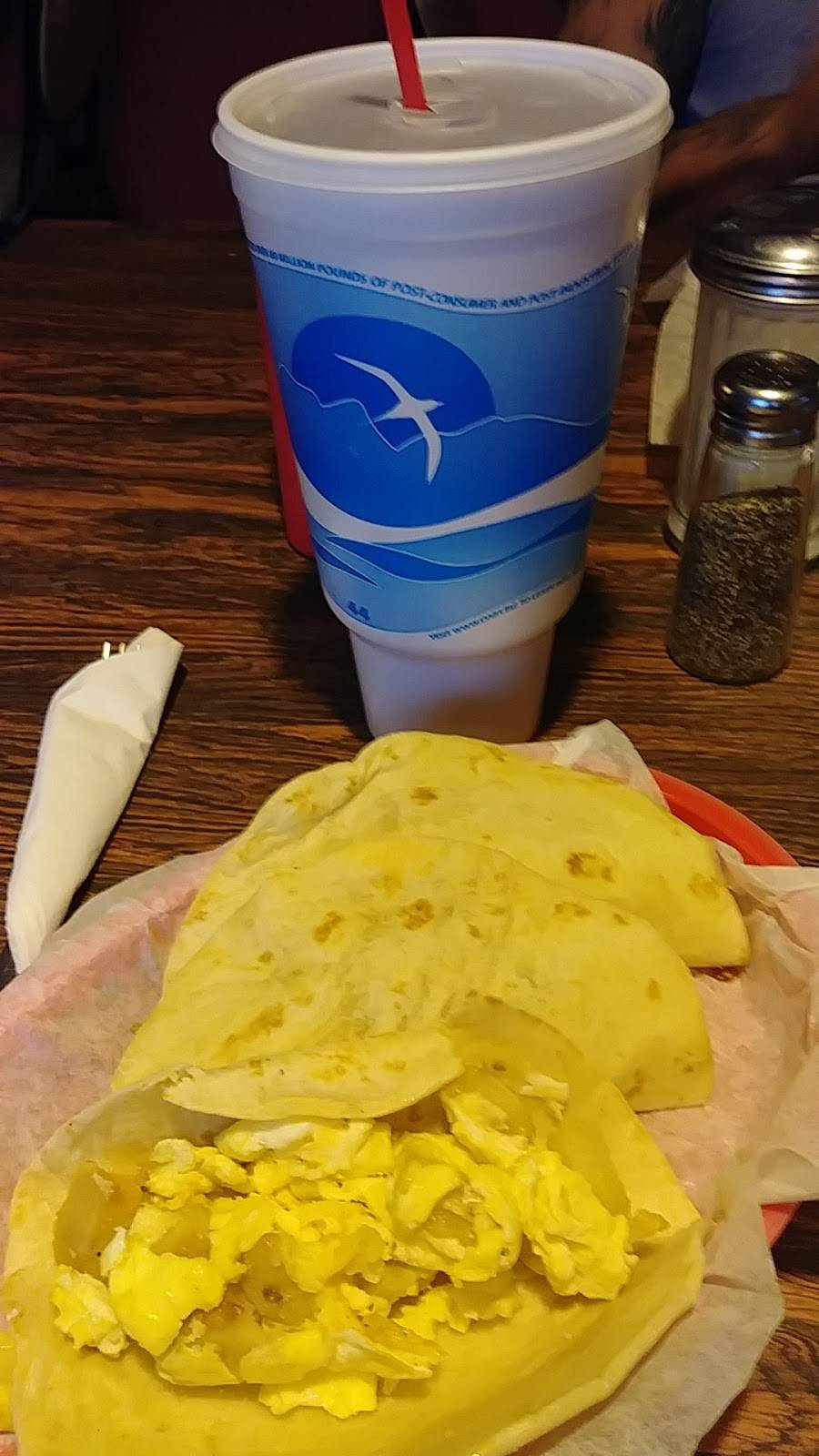 J & I Cafe | restaurant | 1431 E Houston St, San Antonio, TX 78202, USA | 2102710557 OR +1 210-271-0557