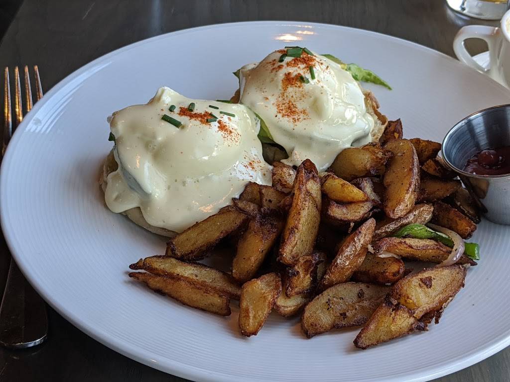 The Shore | restaurant | 1 S, Lake St, Reno, NV 89501, USA | 7753215831 OR +1 775-321-5831