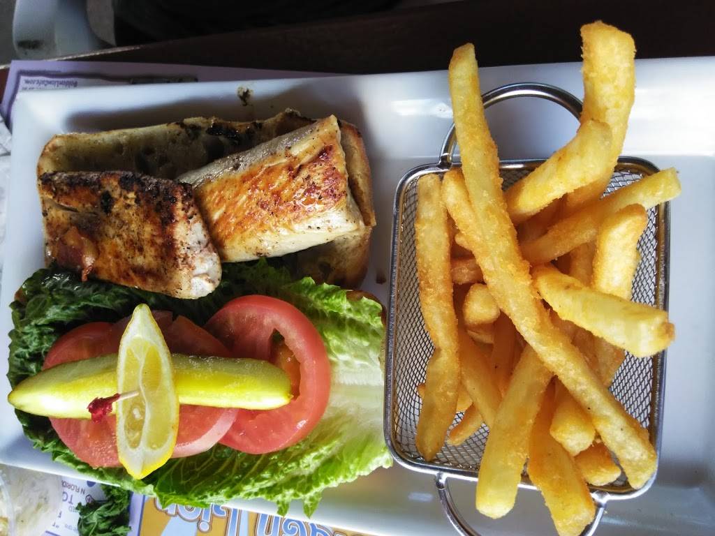 The Golden Lion Cafe | restaurant | 501 N Ocean Shore Blvd, Flagler Beach, FL 32136, USA | 3864393004 OR +1 386-439-3004