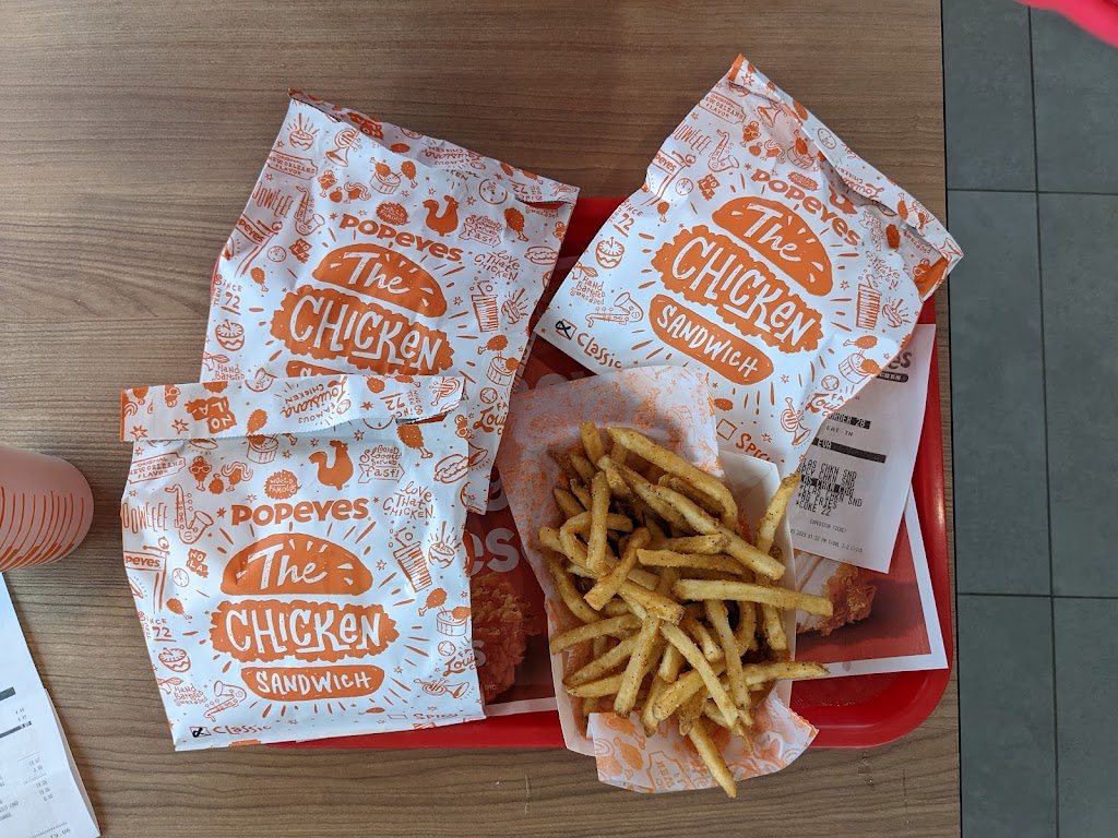 Popeyes Louisiana Kitchen | restaurant | 3619 Market Lane, Somers, WI 53144, USA | 2622862025 OR +1 262-286-2025
