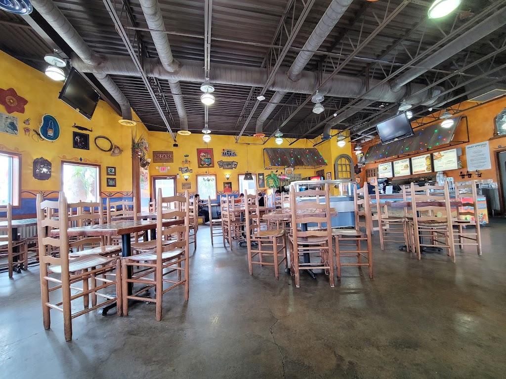 El Pato Mexican Food | restaurant | 3019 N 10th St, McAllen, TX 78501, USA | 9566821576 OR +1 956-682-1576