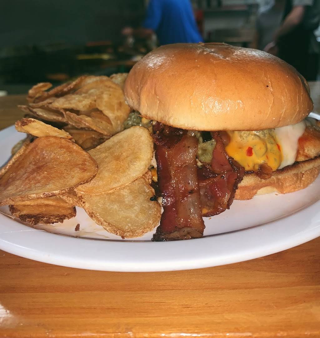 Brewers Sports Bar & Grill | restaurant | 1120 W Main St, Blue Springs, MO 64015, USA | 8162951802 OR +1 816-295-1802