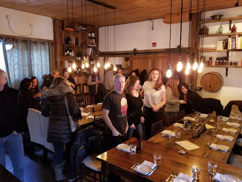 The Backroom | restaurant | 3963 VT-100, Pittsfield, VT 05762, USA | 8027704357 OR +1 802-770-4357