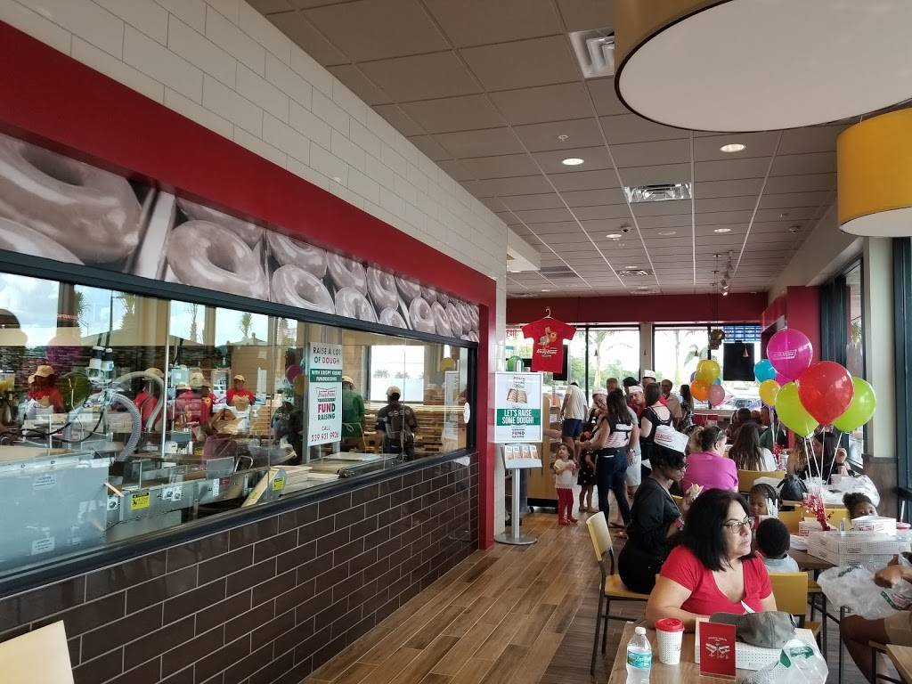 Krispy Kreme | bakery | 4904 S Cleveland Ave, Fort Myers, FL 33907, USA | 2399319926 OR +1 239-931-9926