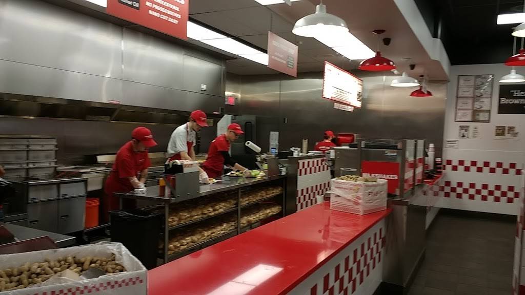 Five Guys | meal takeaway | 5848 Red Bug Lake Rd, Winter Springs, FL 32708, USA | 4076368100 OR +1 407-636-8100