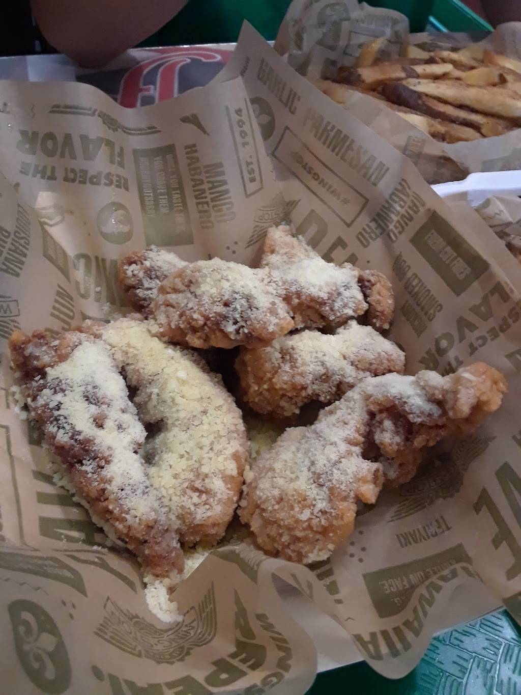 Wingstop | restaurant | 14925 Shady Grove Rd H, Rockville, MD 20850, USA | 3013099464 OR +1 301-309-9464