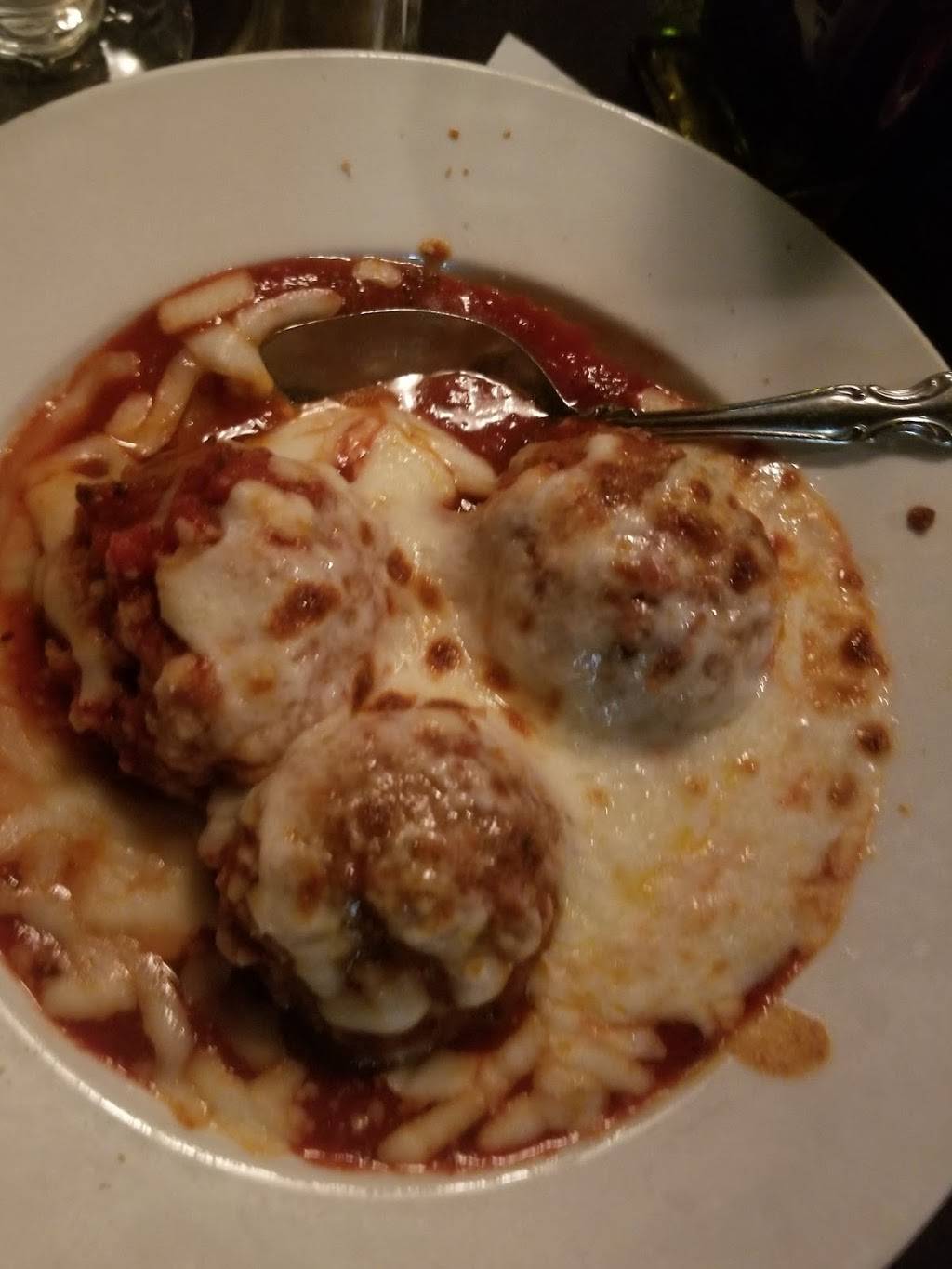 Vittorios Italian Restaurant | restaurant | 5921 Warner Ave, Huntington Beach, CA 92649, USA | 7148469606 OR +1 714-846-9606