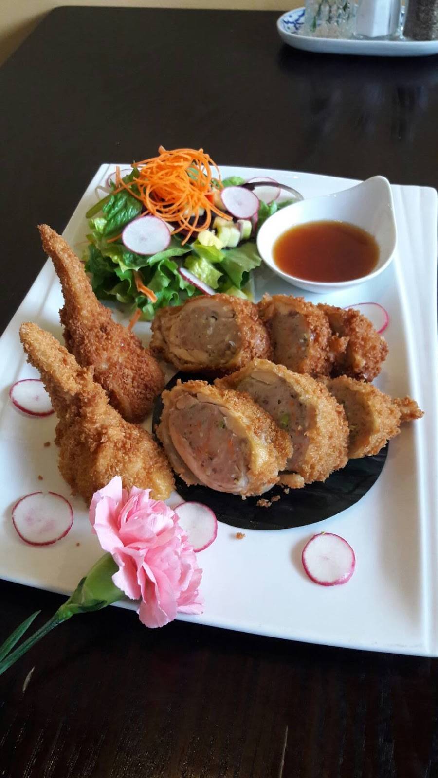 Tanawin Thai Bistro | restaurant | 28368 S Western Ave, Rancho Palos Verdes, CA 90275, USA | 3108331010 OR +1 310-833-1010