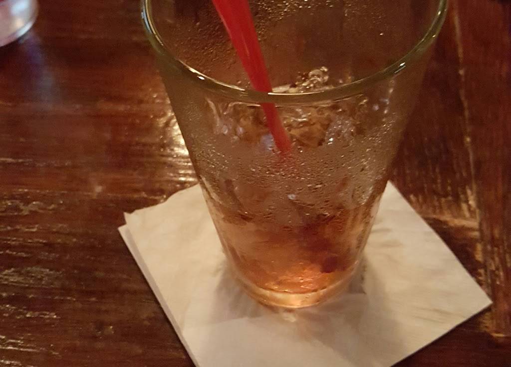 Pasches Seafood Kitchen | restaurant | 11081 E Michigan Ave, Battle Creek, MI 49014, USA | 2699642514 OR +1 269-964-2514