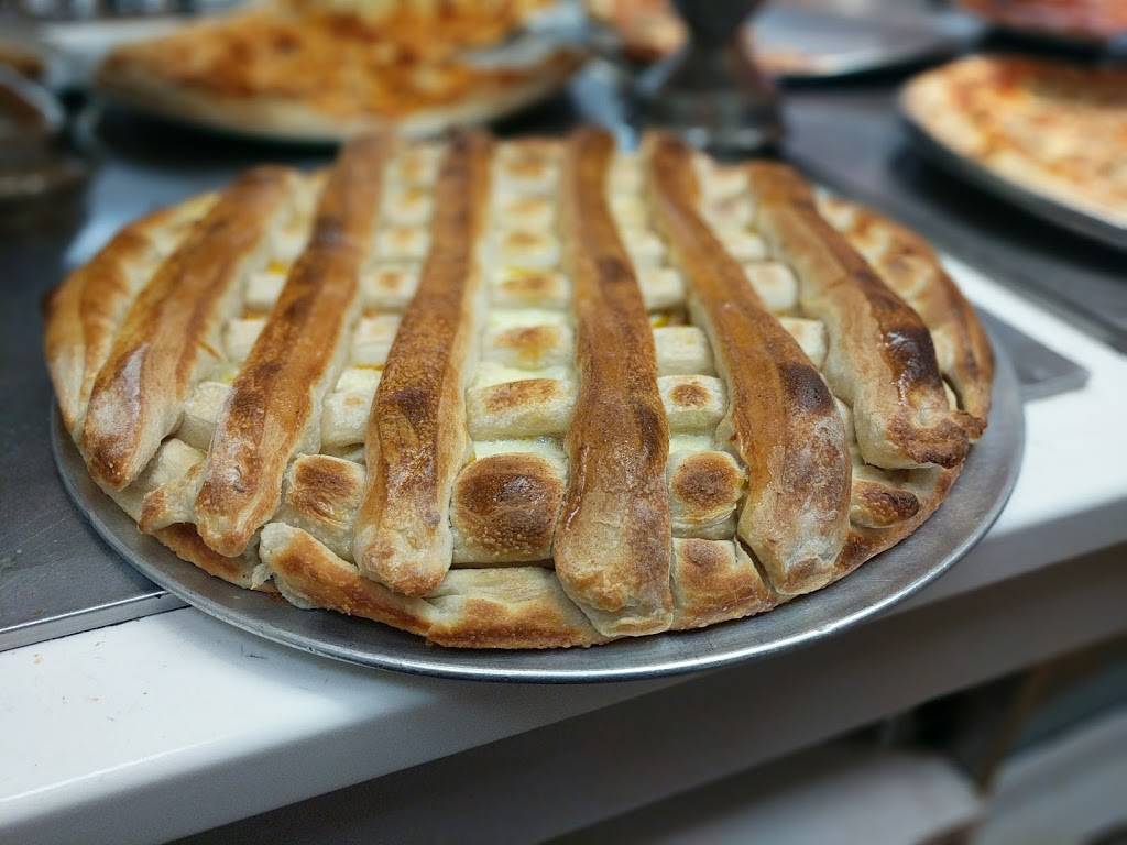 Villa Pizza | restaurant | 22 Clifton Country Rd suit 81, Clifton Park, NY 12065, USA | 5183710194 OR +1 518-371-0194