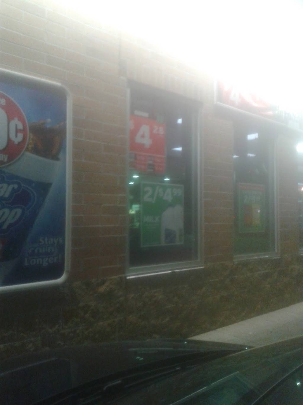 Circle K | meal takeaway | 13951 Triskett Rd, Cleveland, OH 44111, USA | 2162521779 OR +1 216-252-1779