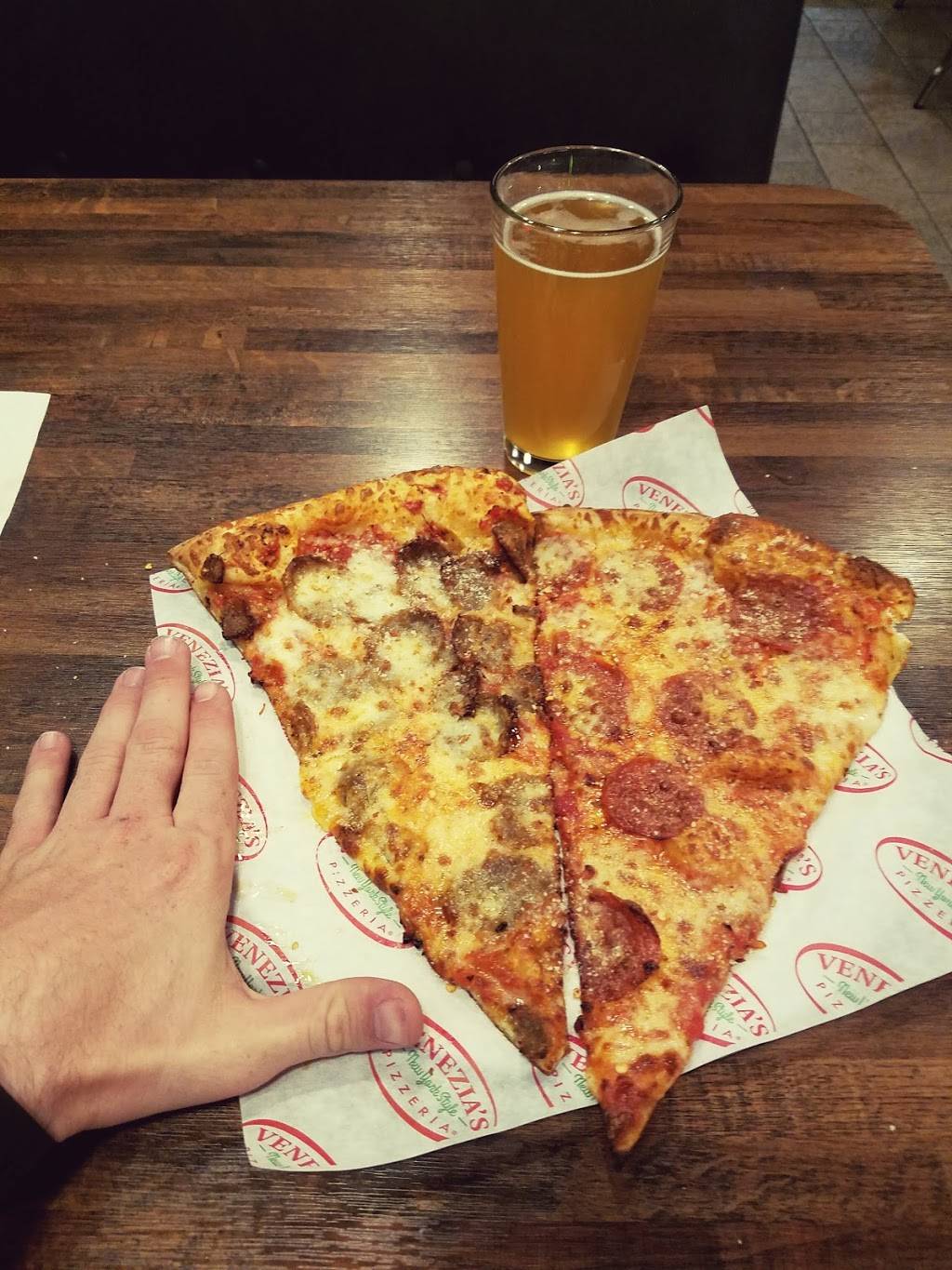 Venezias New York Style Pizzeria | restaurant | 15620 N Tatum Blvd #100, Phoenix, AZ 85032, USA | 6027874444 OR +1 602-787-4444