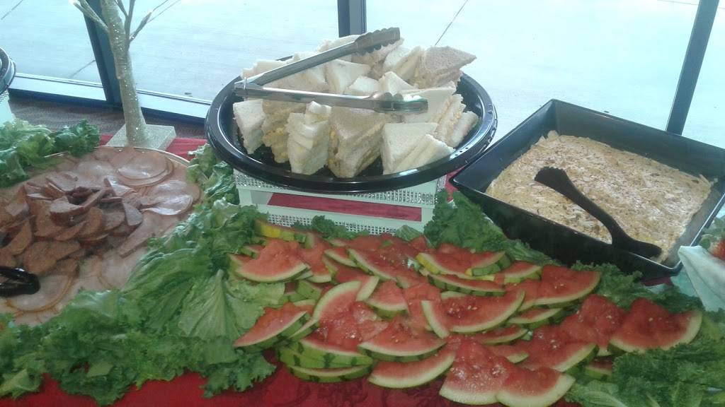 LeChiq Restaurant Catering and Dining | restaurant | 5788 Stage Rd, Bartlett, TN 38134, USA | 9015523582 OR +1 901-552-3582