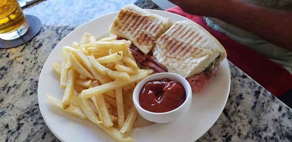 Lighthouse Grill | restaurant | 1994 Overseas Hwy, Marathon, FL 33050, USA | 3054349039 OR +1 305-434-9039