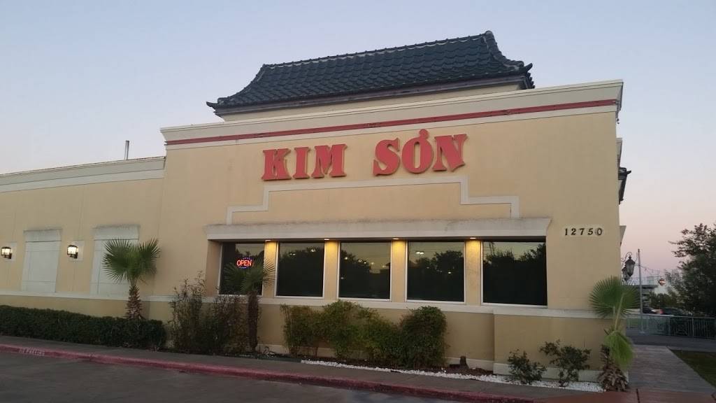 Kim Son Restaurant | restaurant | 12750 Southwest Fwy, Stafford, TX 77477, USA | 2812423500 OR +1 281-242-3500