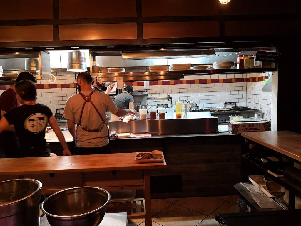 Le Dorchester cuisine & complicites | restaurant | 232 Rue Richelieu, Saint-Jean-sur-Richelieu, QC J3B 6X9, Canada | 4503471589 OR +1 450-347-1589