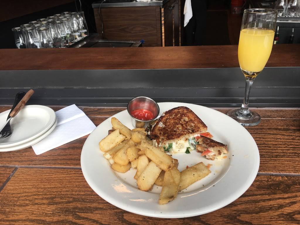 The Galley: A St. Pete Tavern | restaurant | 27 4th St N, St. Petersburg, FL 33701, USA | 7275757071 OR +1 727-575-7071