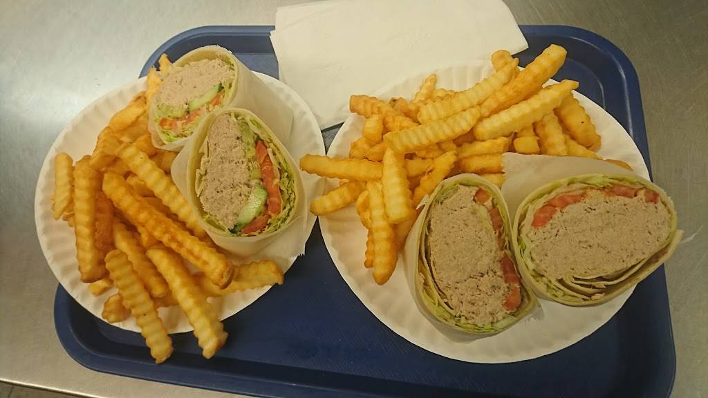 New Boston Style Pizza | restaurant | 3326, 2422 Rhawn St, Philadelphia, PA 19152, USA | 2153331500 OR +1 215-333-1500