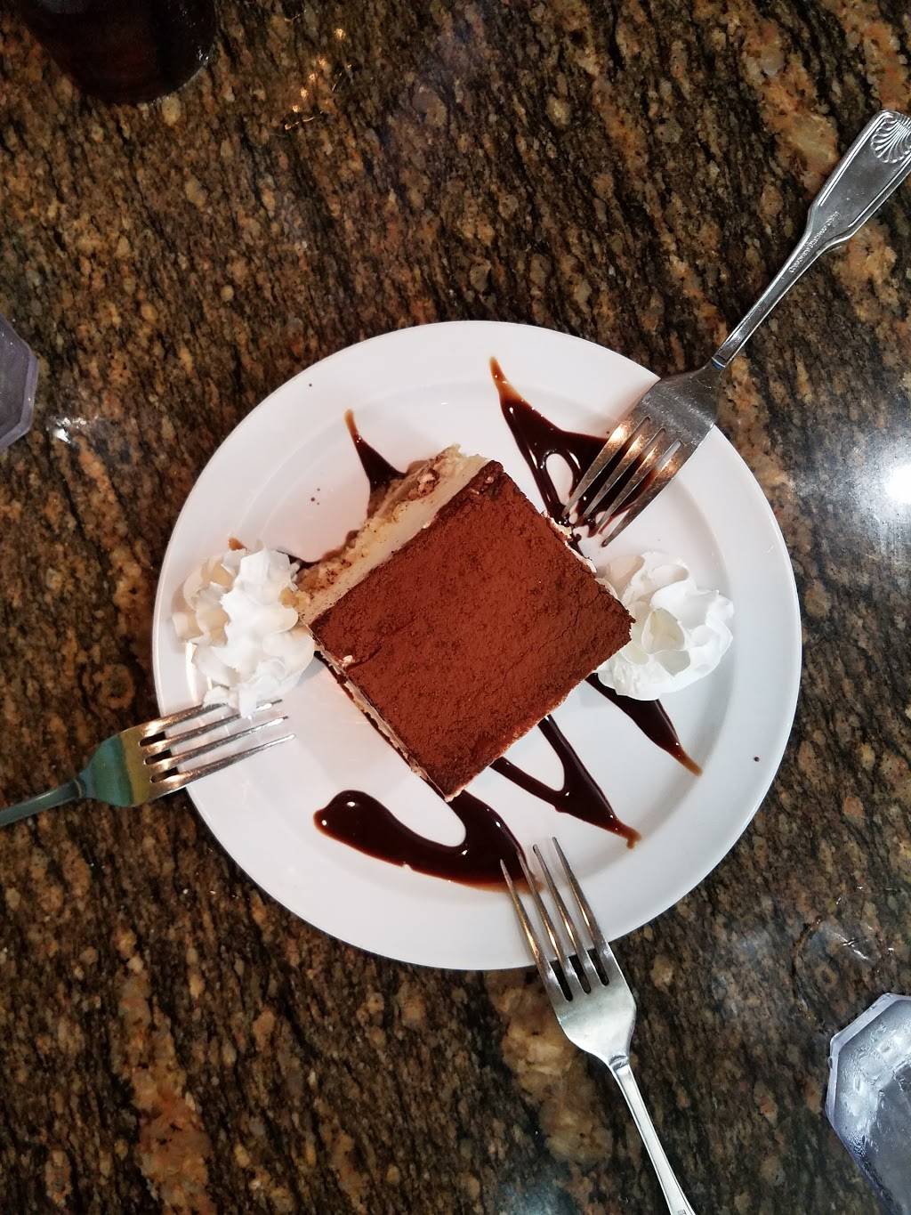 Gondolier Pizza | restaurant | 674 S Gulfview Blvd, Clearwater, FL 33767, USA | 7274413353 OR +1 727-441-3353