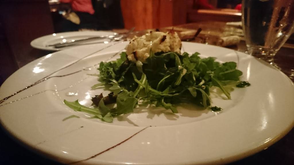 Villa Lucca | restaurant | 482 Boulevard Adolphe-Chapleau, Bois-des-Filion, QC J6Z 1J8, Canada | 4509515661 OR +1 450-951-5661